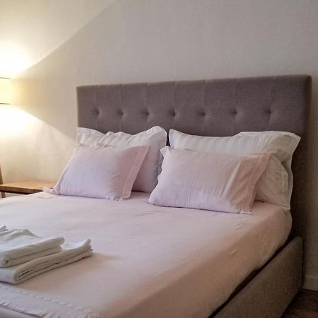 Spacious And Cozy Apartment - Ajia Apartment Tiranë Eksteriør bilde